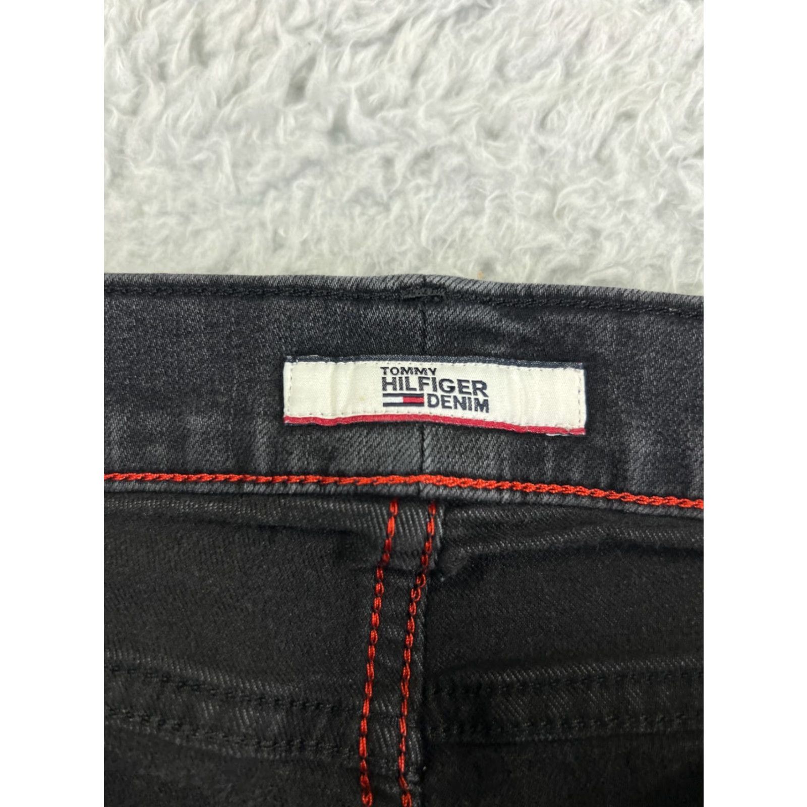Tommy Hilfiger Tommy Hilfiger Jeans Womens 6 Black Denim Slim Tapered Mid Rise 25x26 Womens Size 28" / US 6 / IT 42 - 6 Thumbnail