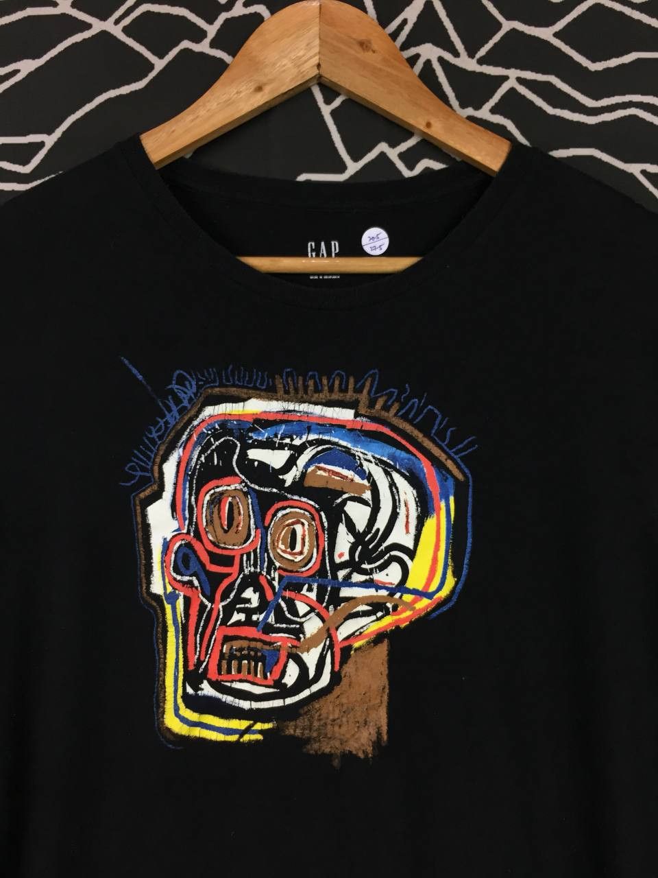 Gap × Vintage GAP Jean Michel Basquiat Inspired Artwork Tee Size M Size US M / EU 48-50 / 2 - 3 Thumbnail