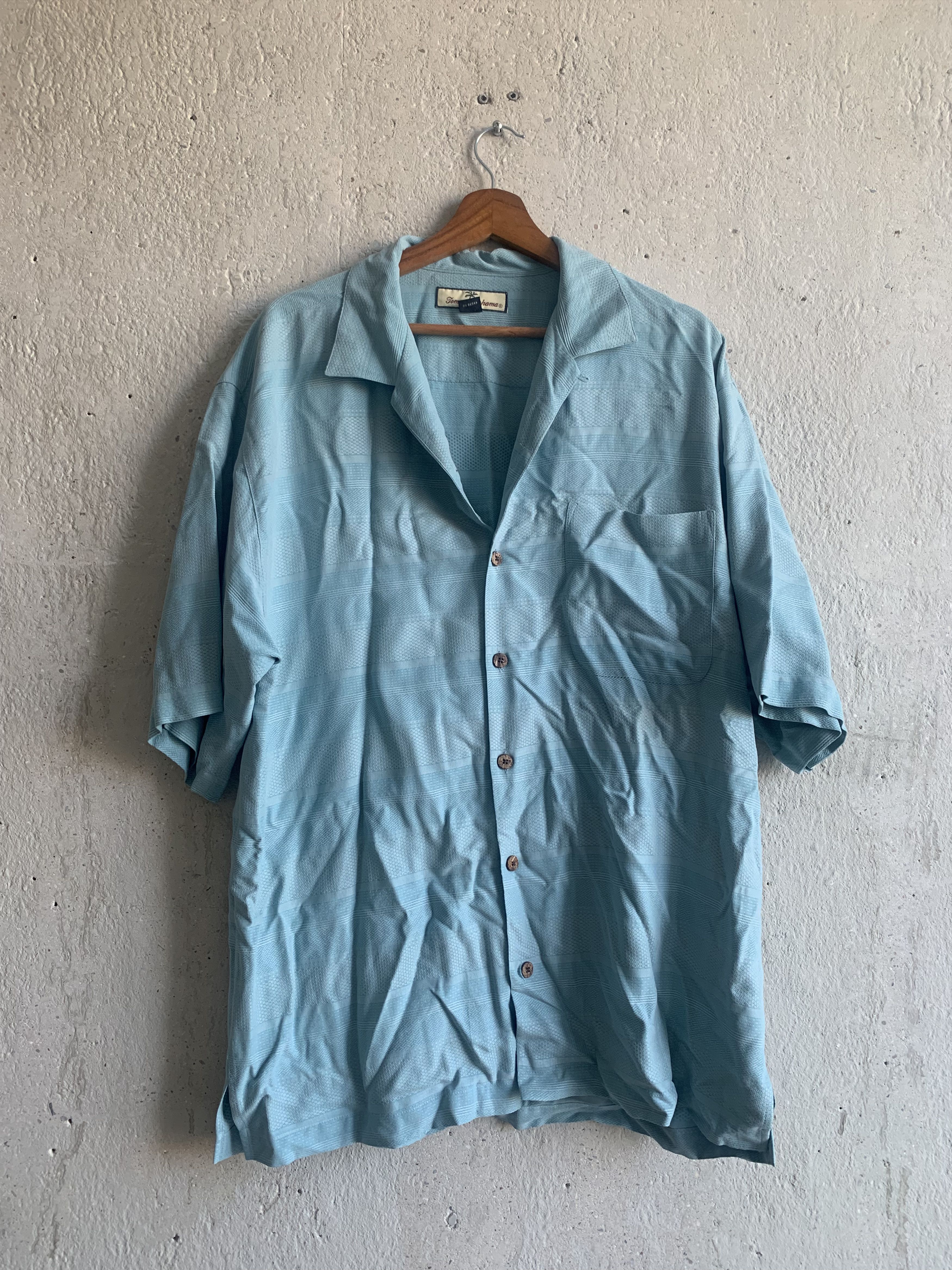 Tommy Bahama Textured Tommy Bahama silk shirt in seafoam light blue L Size US L / EU 52-54 / 3 - 1 Thumbnail