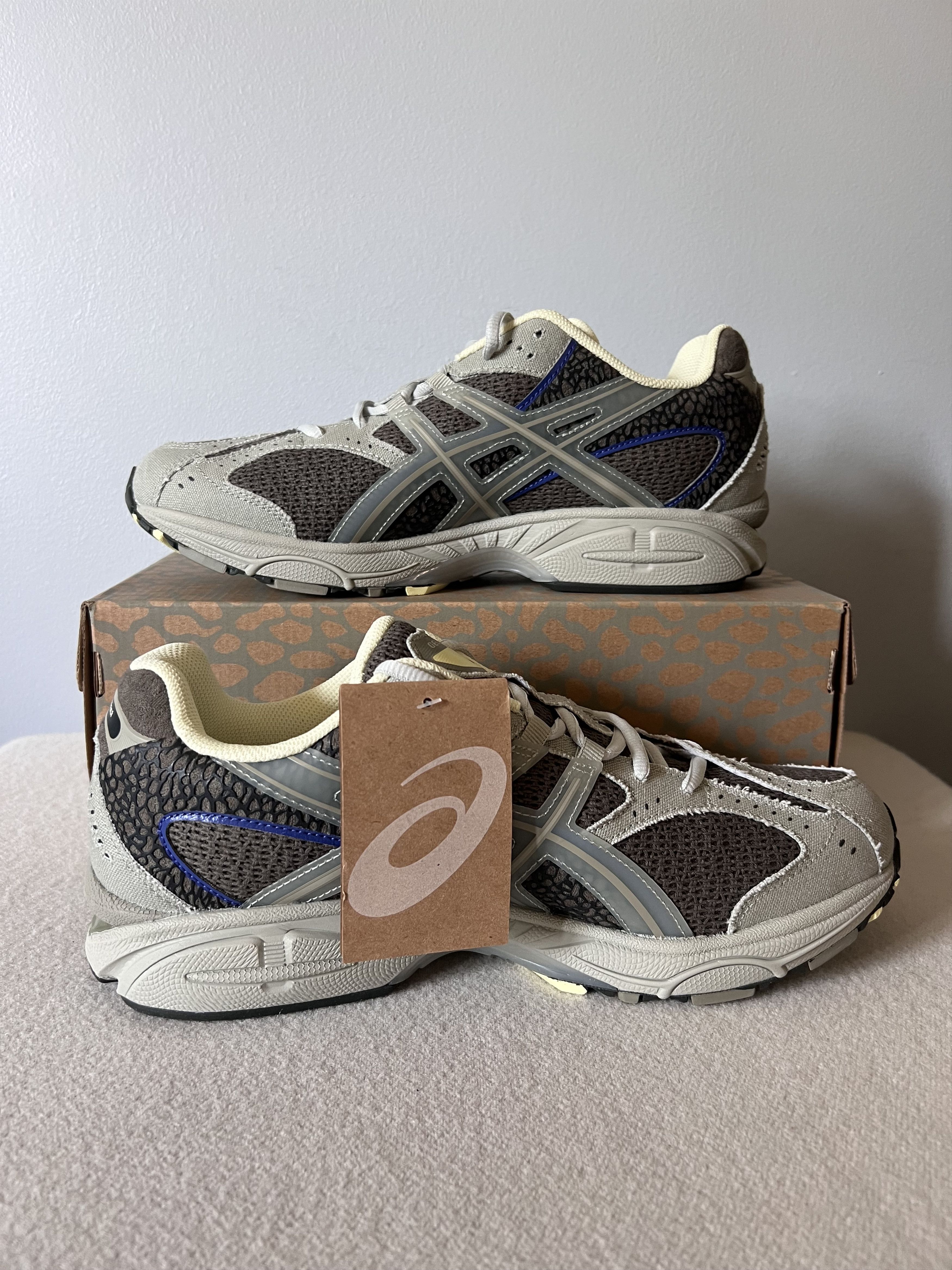 18 East 18 East Asics Gel Nimbus 10.1 in Canteen Gray Size US 8.5 / EU 41-42 - 3 Thumbnail