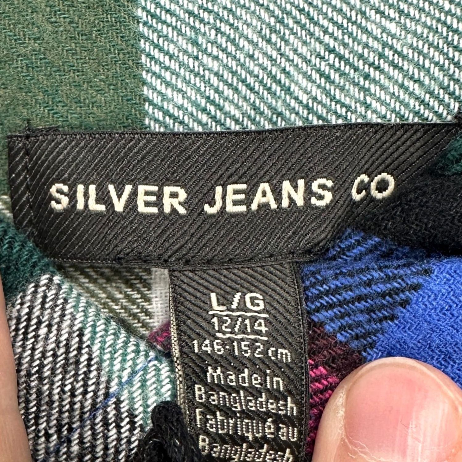Silver Jeans Co. VINTAGE? No. Silver Jeans Womens Flannel Shirt L Green Blue Plaid Pocket NEW Shirt Womens L Green Plaid Pocket NEW Size L / US 10 / IT 46 - 4 Thumbnail