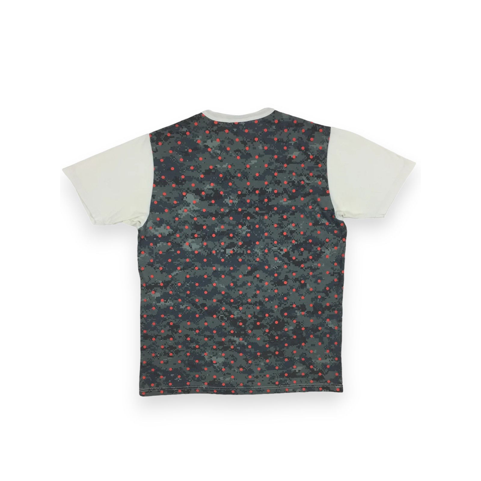 Supreme 2013 Supreme x CDG Digi Camo Red Box Logo Tee Size US XL / EU 56 / 4 - 3 Thumbnail