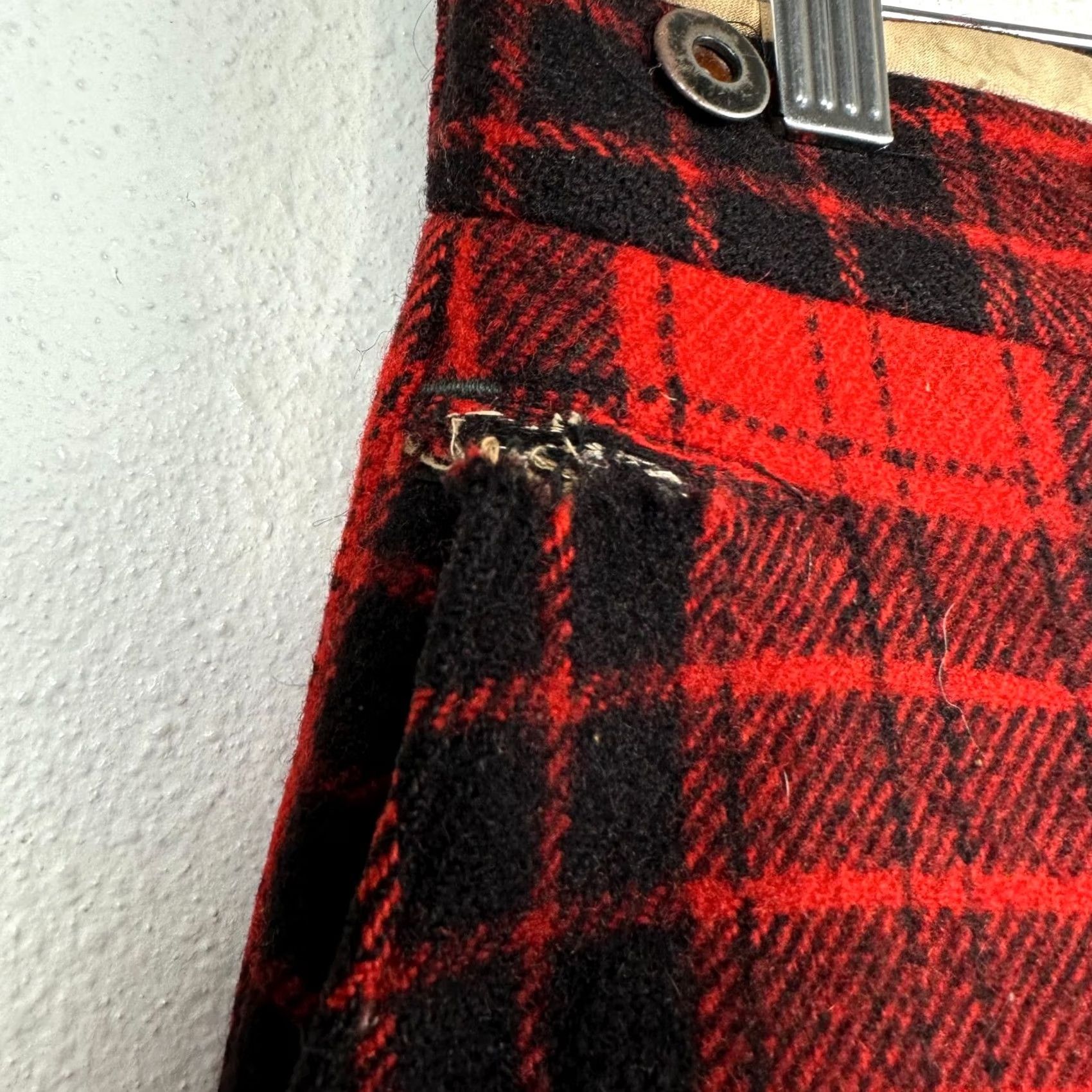 Vintage VINTAGE Woolrich Pants Hunter Plaid Wool 32x30 Cuffed Men Red Wool 32 Regular Mens Size US 32 / EU 48 - 3 Thumbnail