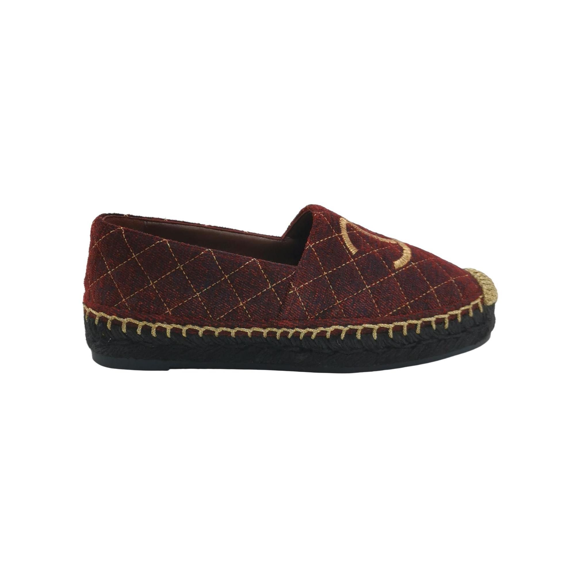 Chanel Chanel Women 6 Flats Size US 6 / IT 36 - 1 Thumbnail