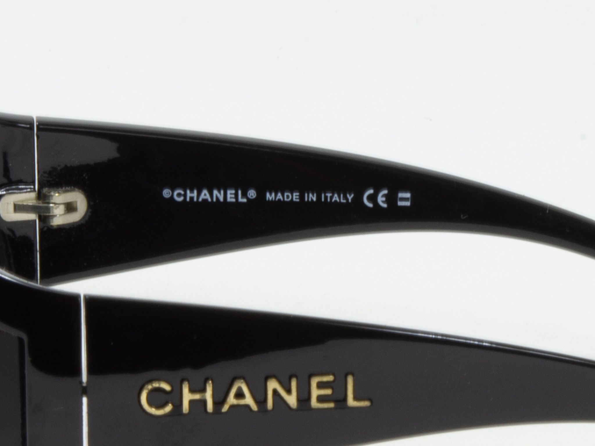 Chanel VINTAGE CHANEL SUNGLASSES IN BLACK Size ONE SIZE - 5 Thumbnail