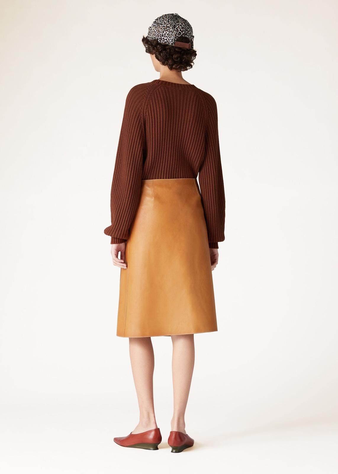 Loro Piana o1srvl11e0125 FAN6259 Ikeda Crewneck Sweater in Brown Size M / US 6-8 / IT 42-44 - 4 Thumbnail