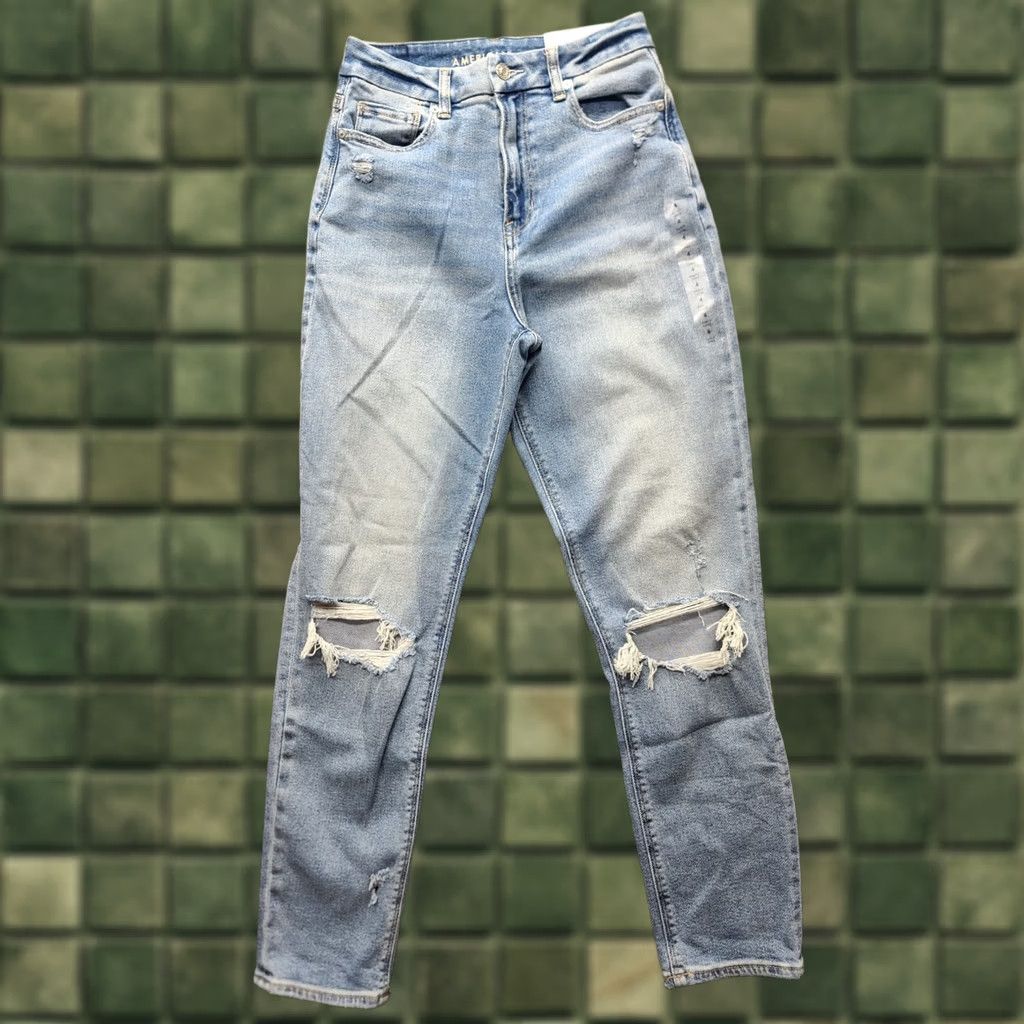 American Eagle Outfitters VINTAGE American Eagle Outfitters Jeans Womens 4 Long Curvy Mom High Rise Distressed 90s Grunge Black Denim 5-Pocket Mens Womens Girls Boys Size 27" / US 4 / IT 40 - 1 Thumbnail