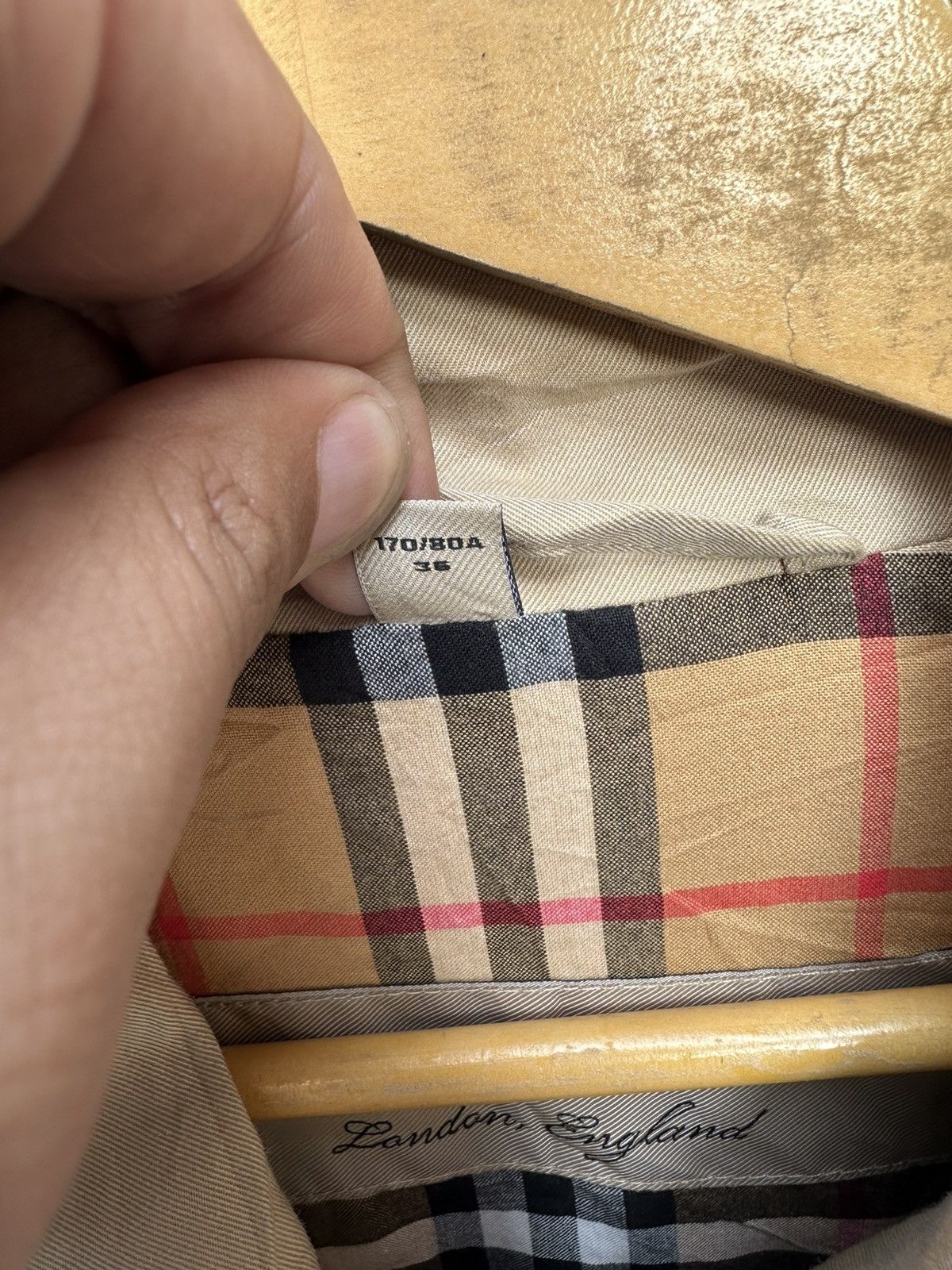 Burberry Burberry London Scribble Graphic Zip Jacket Beige Nova Check Size US M / EU 48-50 / 2 - 7 Thumbnail