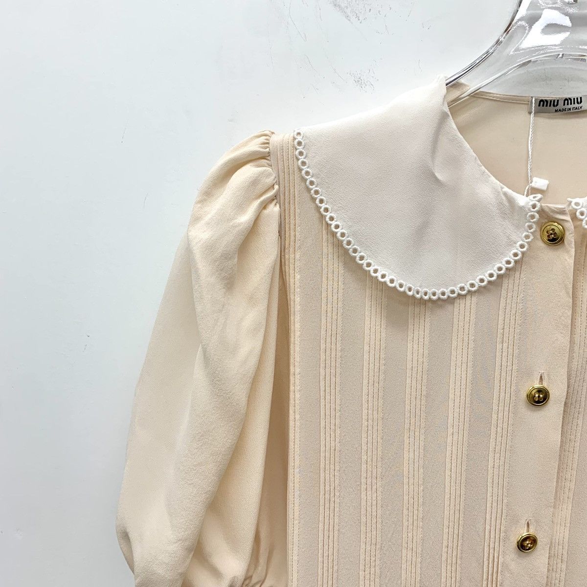 Miu Miu Miu Miu apricot striped doll collar mulberry silk shirt Size XS / US 0-2 / IT 36-38 - 3 Thumbnail