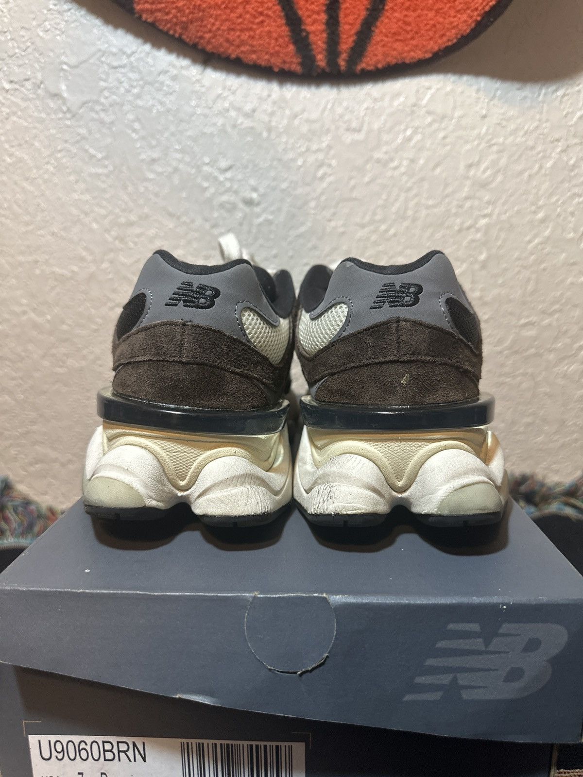 New Balance New Balance 9060 Size US 7 / EU 40 - 5 Thumbnail
