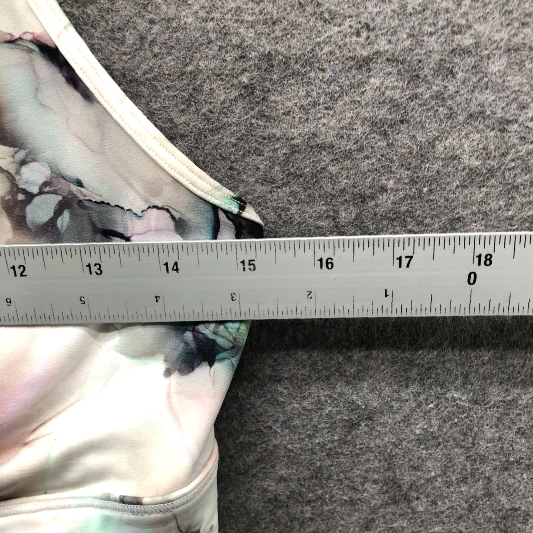 Vintage CALIA By Carrie Underwood Sports Bra Womens L Padded Tie Dye White Blue Training Size ONE SIZE - 7 Thumbnail