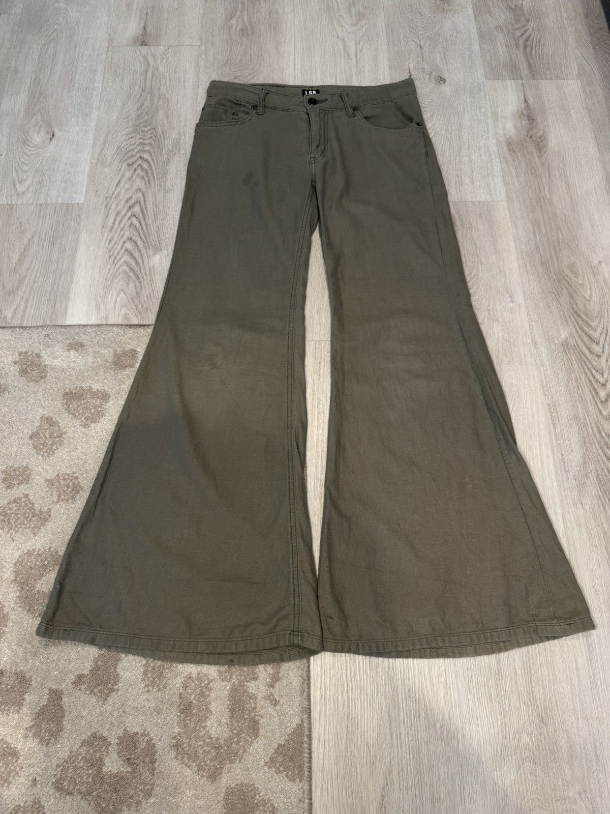 If Six Was Nine × Le Grande Bleu (L.G.B.) LGB FLARED SWEATPANTS