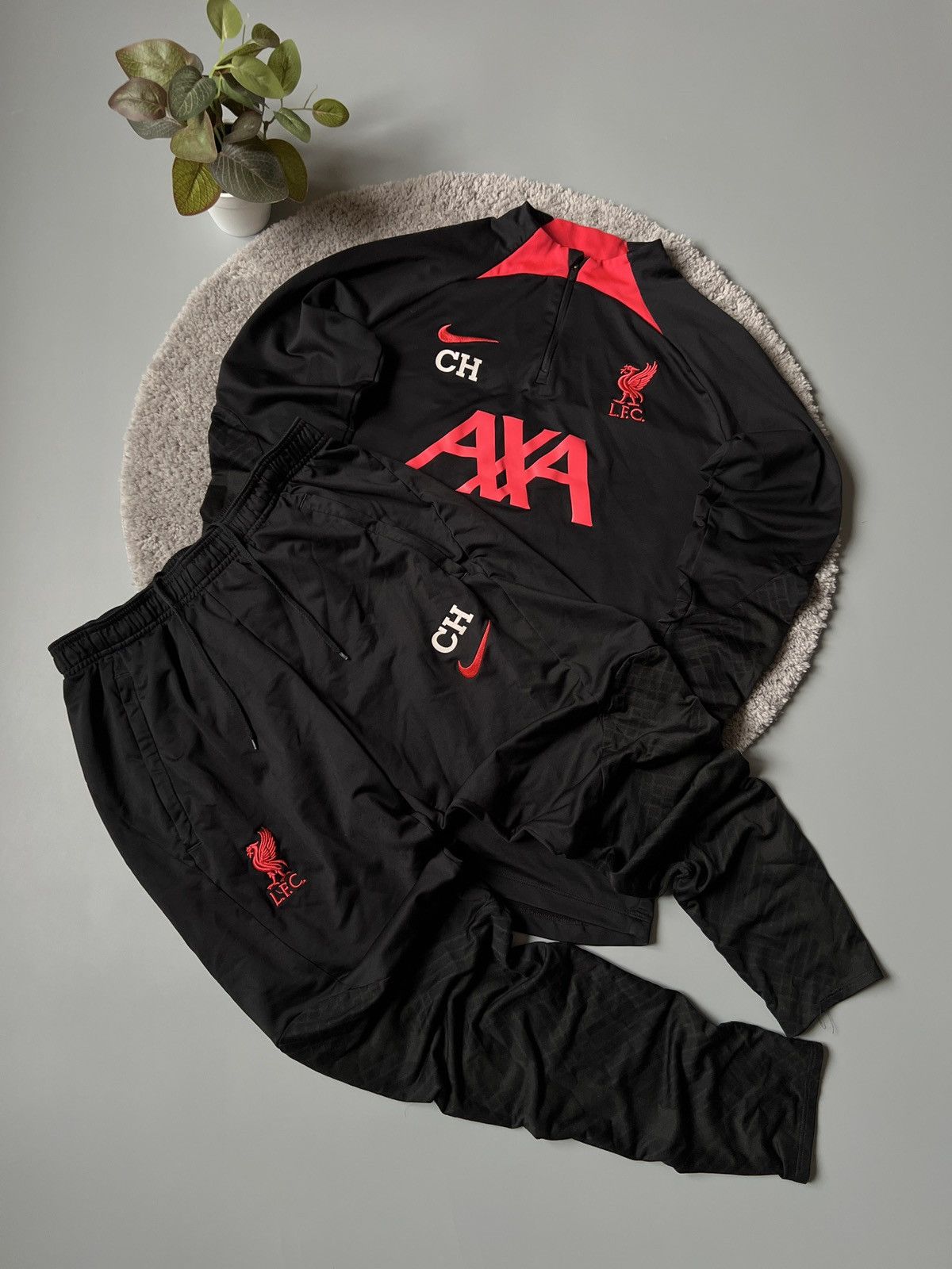 Nike Nike FC Liverpool Football Tracksuit Size M Size US M / EU 48-50 / 2 - 1 Thumbnail