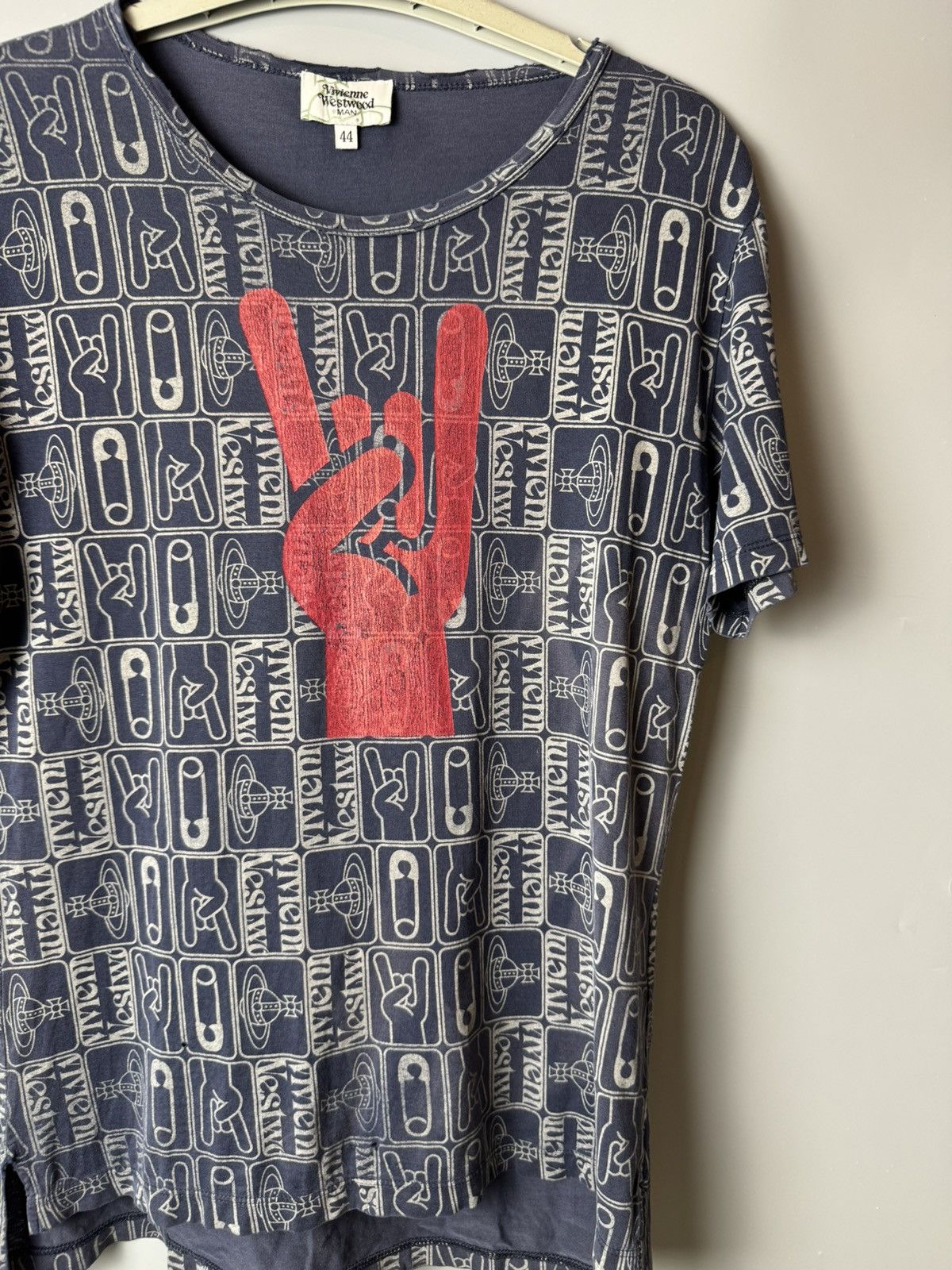 Vivienne Westwood Vivienne Westwood Safety Pin Rock Tee Fullprint Size US M / EU 48-50 / 2 - 3 Thumbnail