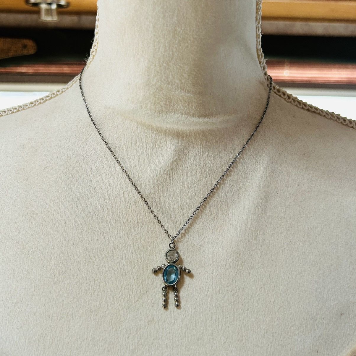 Vintage Vintage articulated leg crystal man pendant necklace Size ONE SIZE - 2 Thumbnail