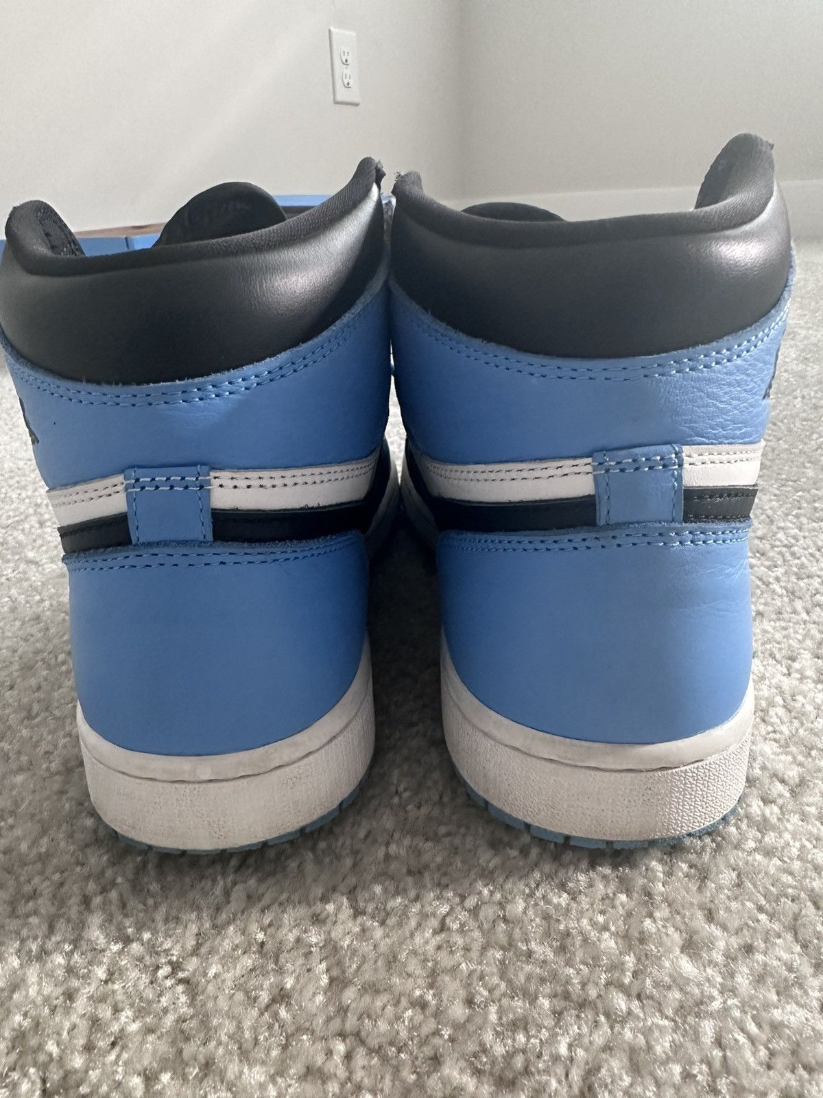 Jordan Brand unc jordan 1 blue toe Size US 9 / EU 42 - 7 Thumbnail