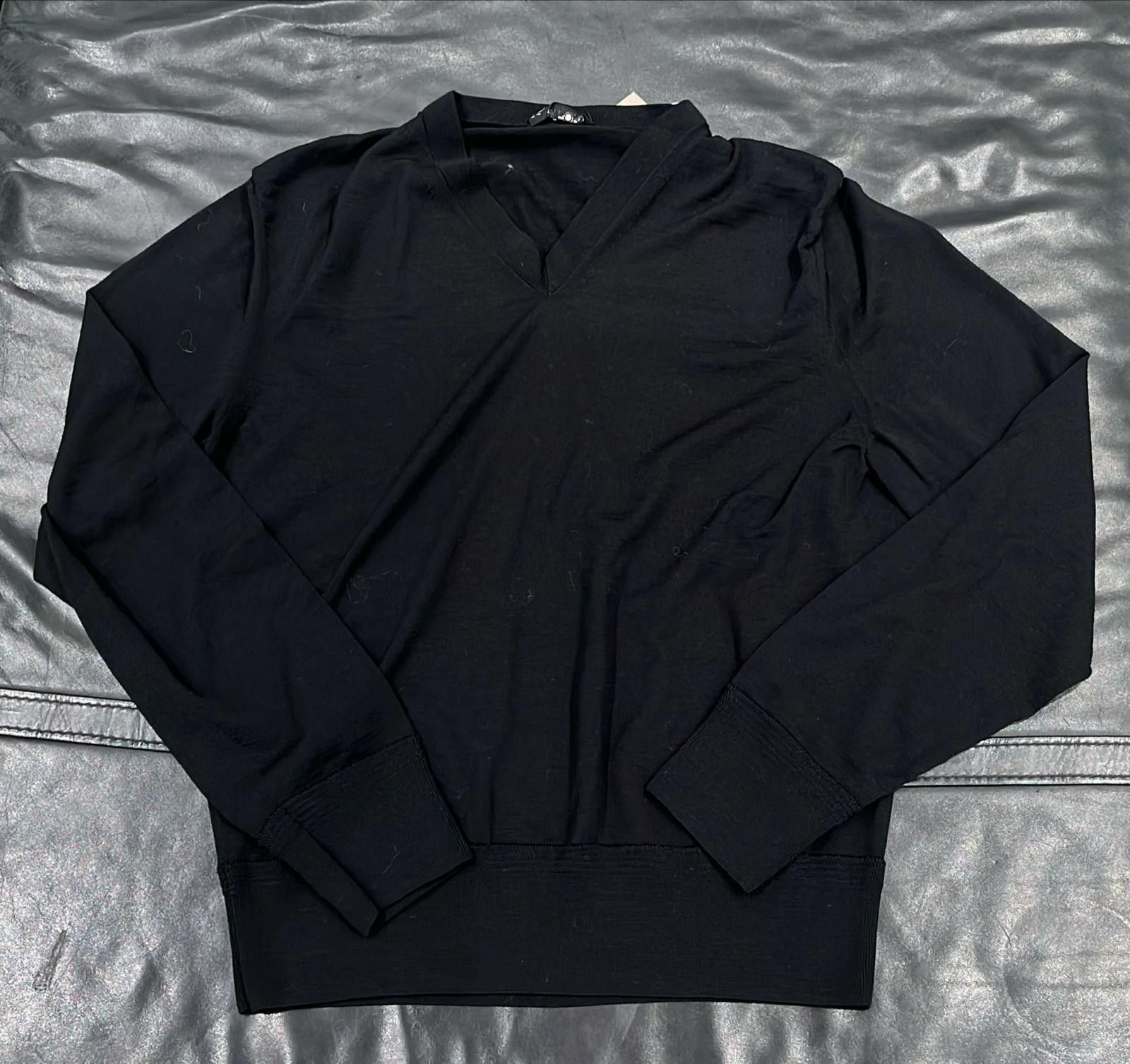 Tom Ford o1loc1c0825 TFK100 V-neck Sweater in Black Size US M / EU 48-50 / 2 - 1 Preview