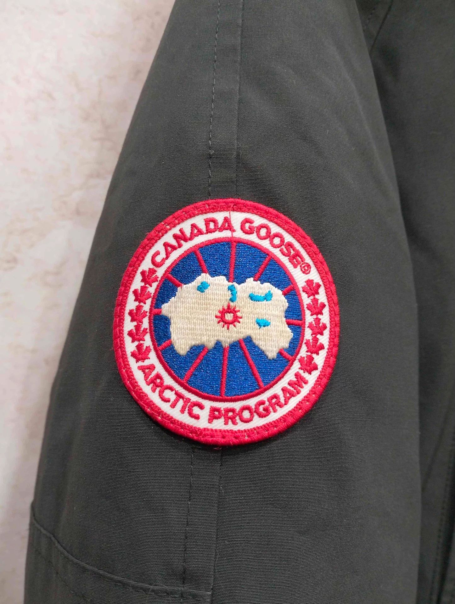 Canada Goose CANADA GOOSE down jacket M Size M / US 6-8 / IT 42-44 - 6 Thumbnail