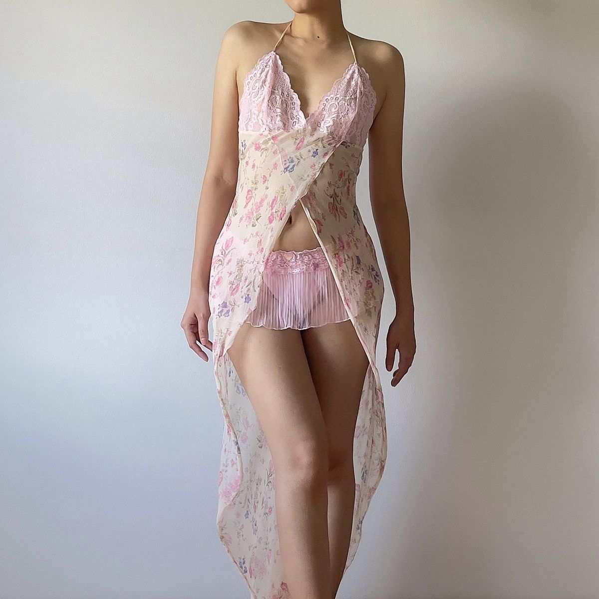 Victoria's Secret Victoria’s Secret Pink Floral Silk Halter Dress (XS–S) Size S / US 4 / IT 40 - 2 Thumbnail