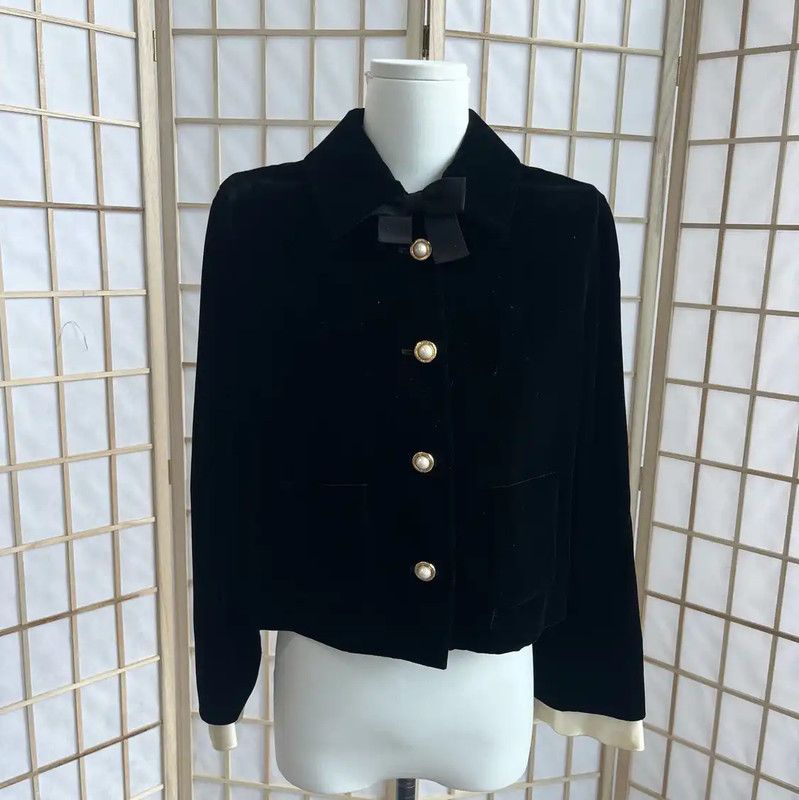 Miu Miu Miu Miu Black Wool Women's Jacket 0089 Size XS / US 0-2 / IT 36-38 - 1 Thumbnail