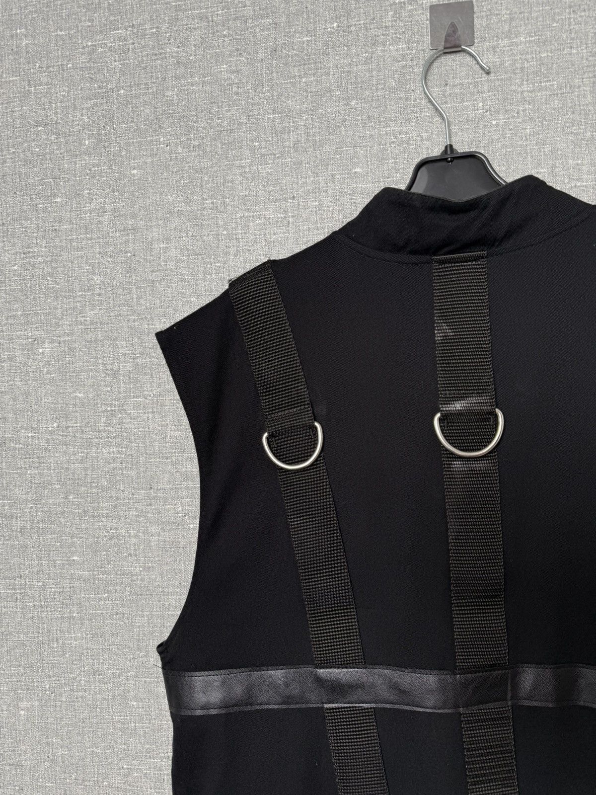 20471120 Aderlass Gothic Cyberpunk Vest With Straps & Metal Buckles Size US L / EU 52-54 / 3 - 11 Thumbnail