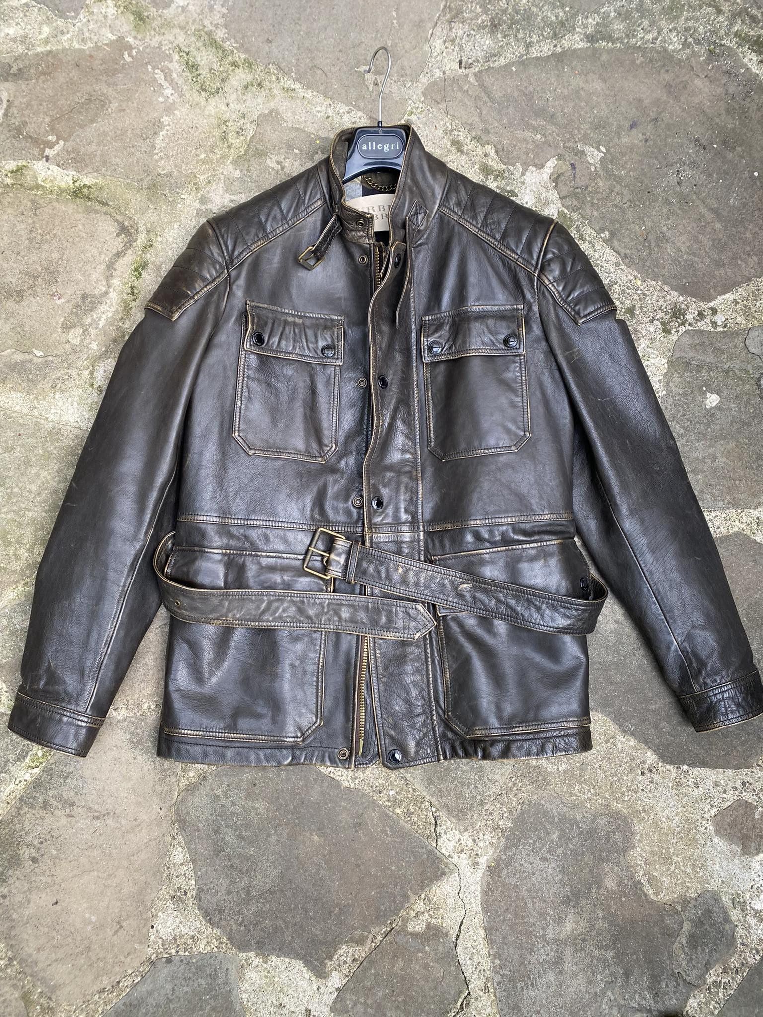 image of Burberry Crazy Leather in Brit, Men's (Size Large)