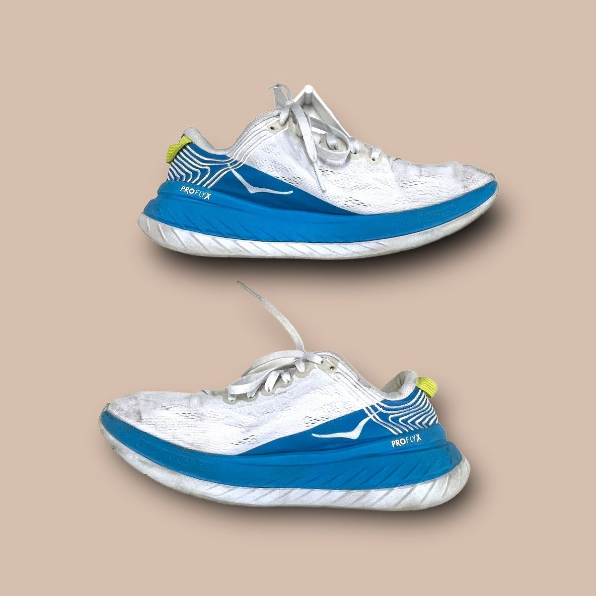 Hoka Hoka One One "Carbon X" Size US 5 / EU 37 - 9 Thumbnail