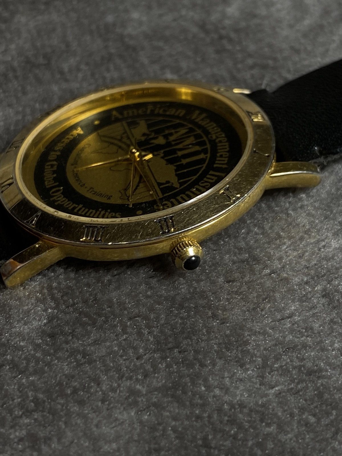 Vintage Futuristic Vintage Japan Style Watch Work 100% Black & Gold Size ONE SIZE - 6 Thumbnail