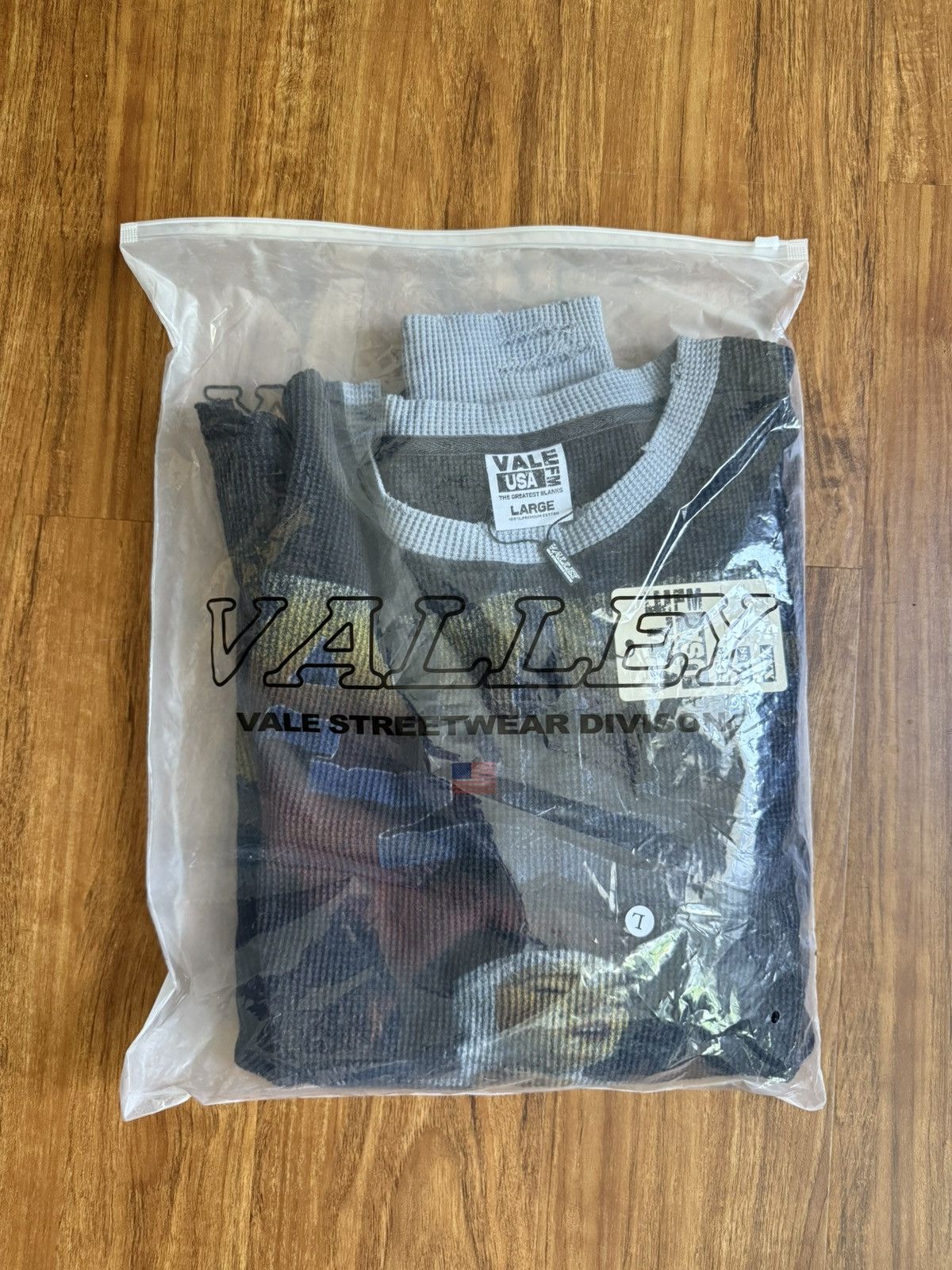 Vale Vale Forever Wraith of Faith Thermal Long Sleeve size Large Size US L / EU 52-54 / 3 - 9 Thumbnail