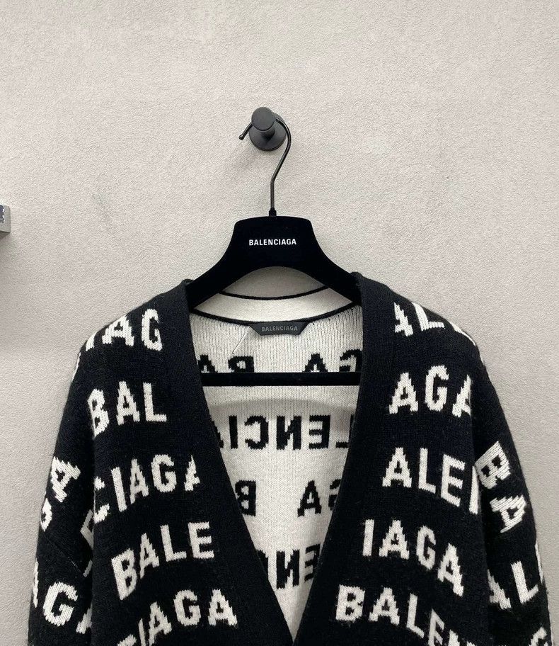Balenciaga Balenciaga Black Full Print Logo Knit Cardigan Size S / US 4 / IT 40 - 3 Thumbnail