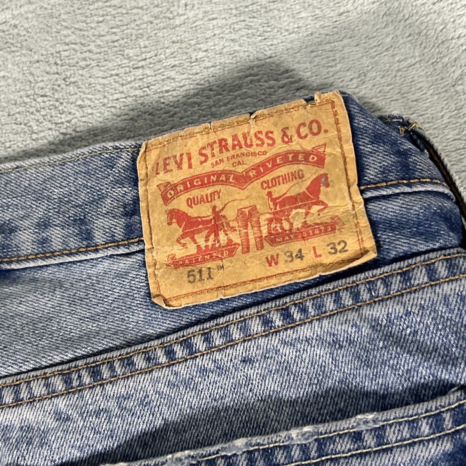Levi's Levis Baggy Jhorts Shorts Women 34x23 Thrashed Raw Hem Capri Size 34" / US 12 / IT 48 - 5 Thumbnail