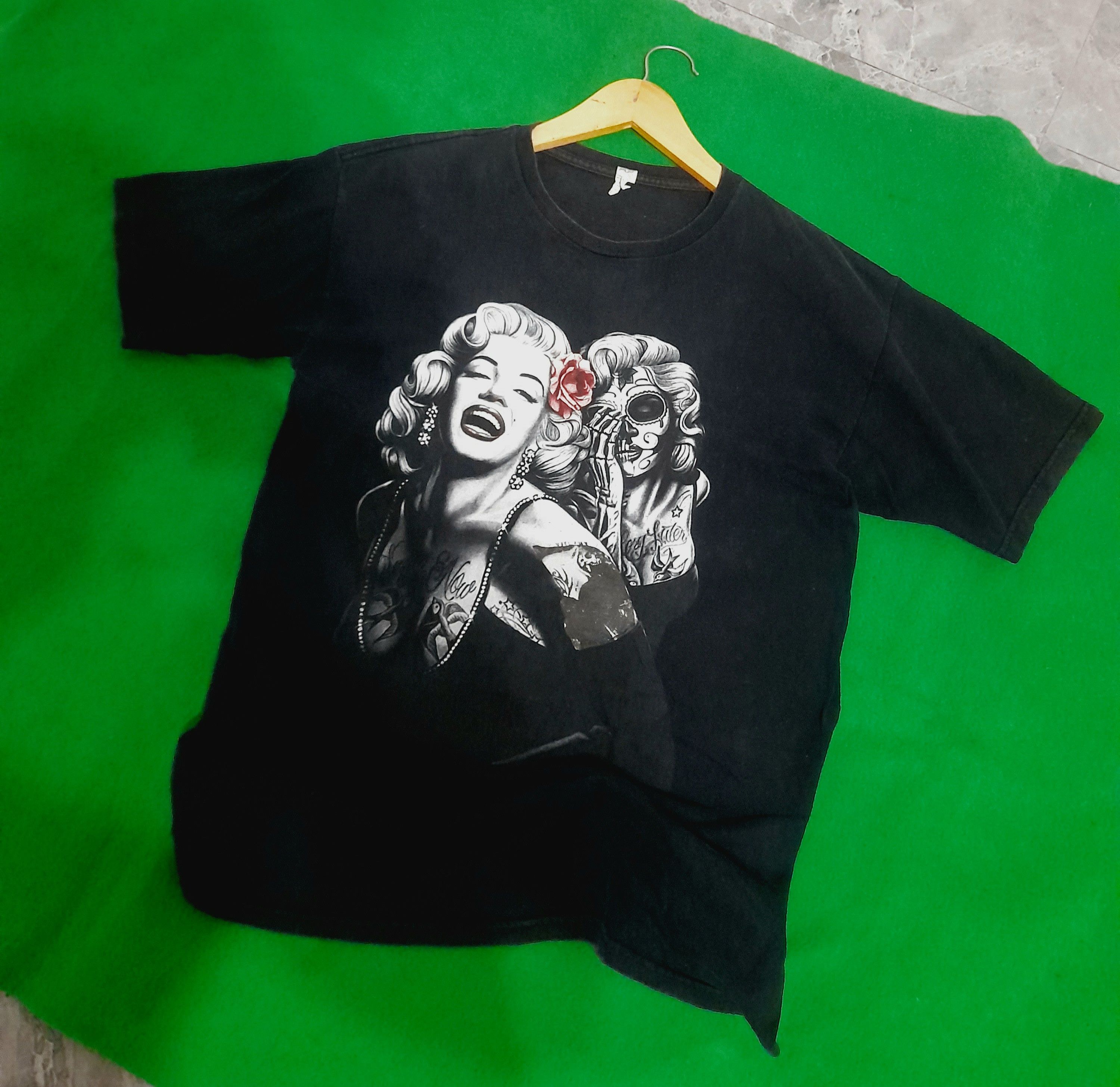 Vintage Vintage Marylin monore tshirt Size US M / EU 48-50 / 2 - 3 Thumbnail