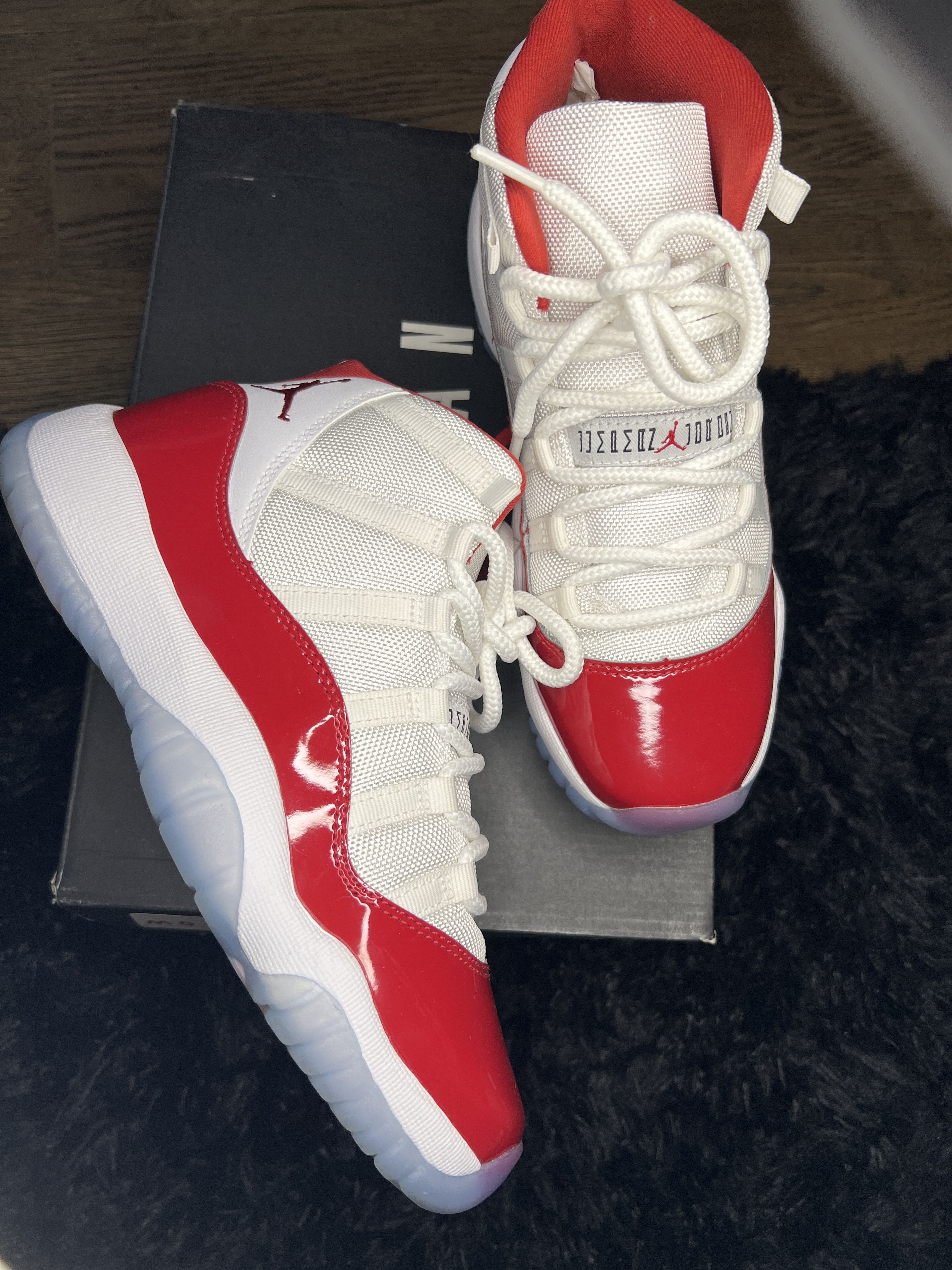 Jordan Brand Jordan 11 Cherry’s Size US 7.5 / IT 37.5 - 6 Thumbnail