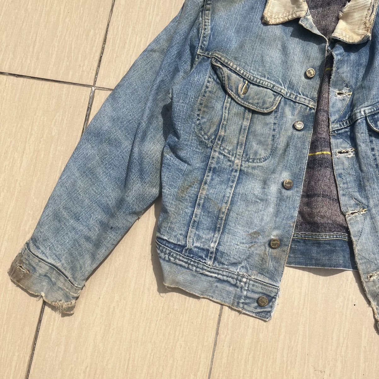 Lee × Vintage Thrash!! Vintage Lee 101 LJ Size US M / EU 48-50 / 2 - 5 Thumbnail