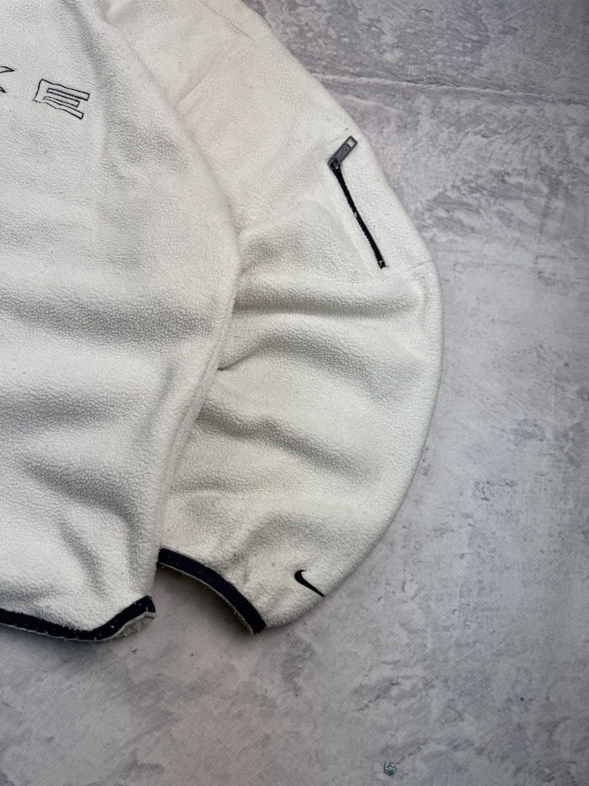 Nike × Vintage NIKE TEDDY FLEECE VINTAGE CENTER OVERSIZE BOXY SWEATSHIRT Size US L / EU 52-54 / 3 - 4 Thumbnail