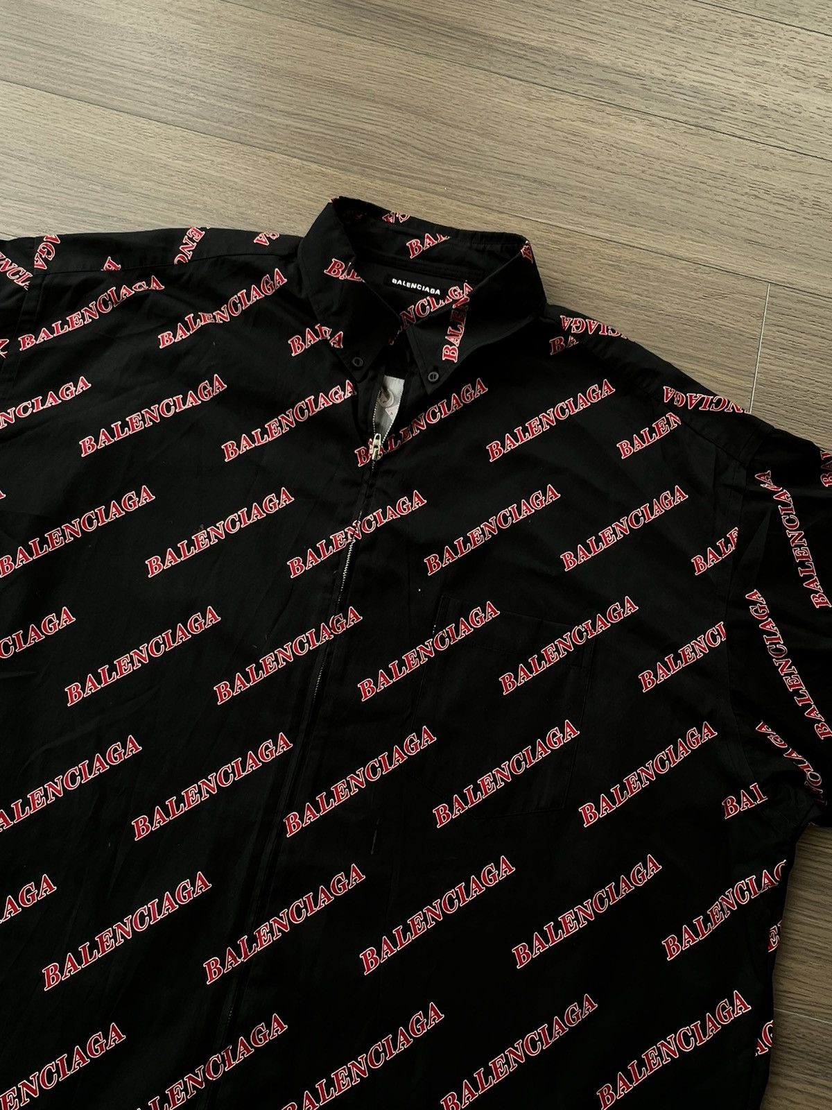 Balenciaga Balenciaga Logo Allover Button-Up Shirt Size US XXL / EU 58 / 5 - 3 Thumbnail