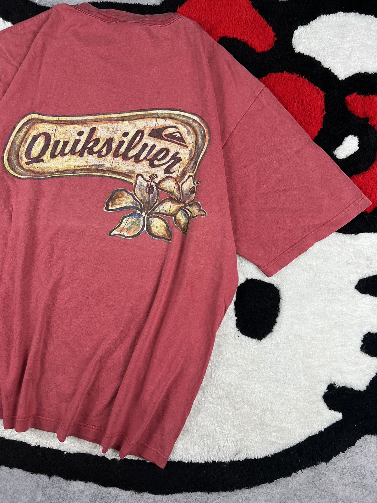 Quiksilver Vintage Quiksilver Surf Sun Faded 90s Flowers Y2K Tee Shirt Size US M / EU 48-50 / 2 - 3 Thumbnail