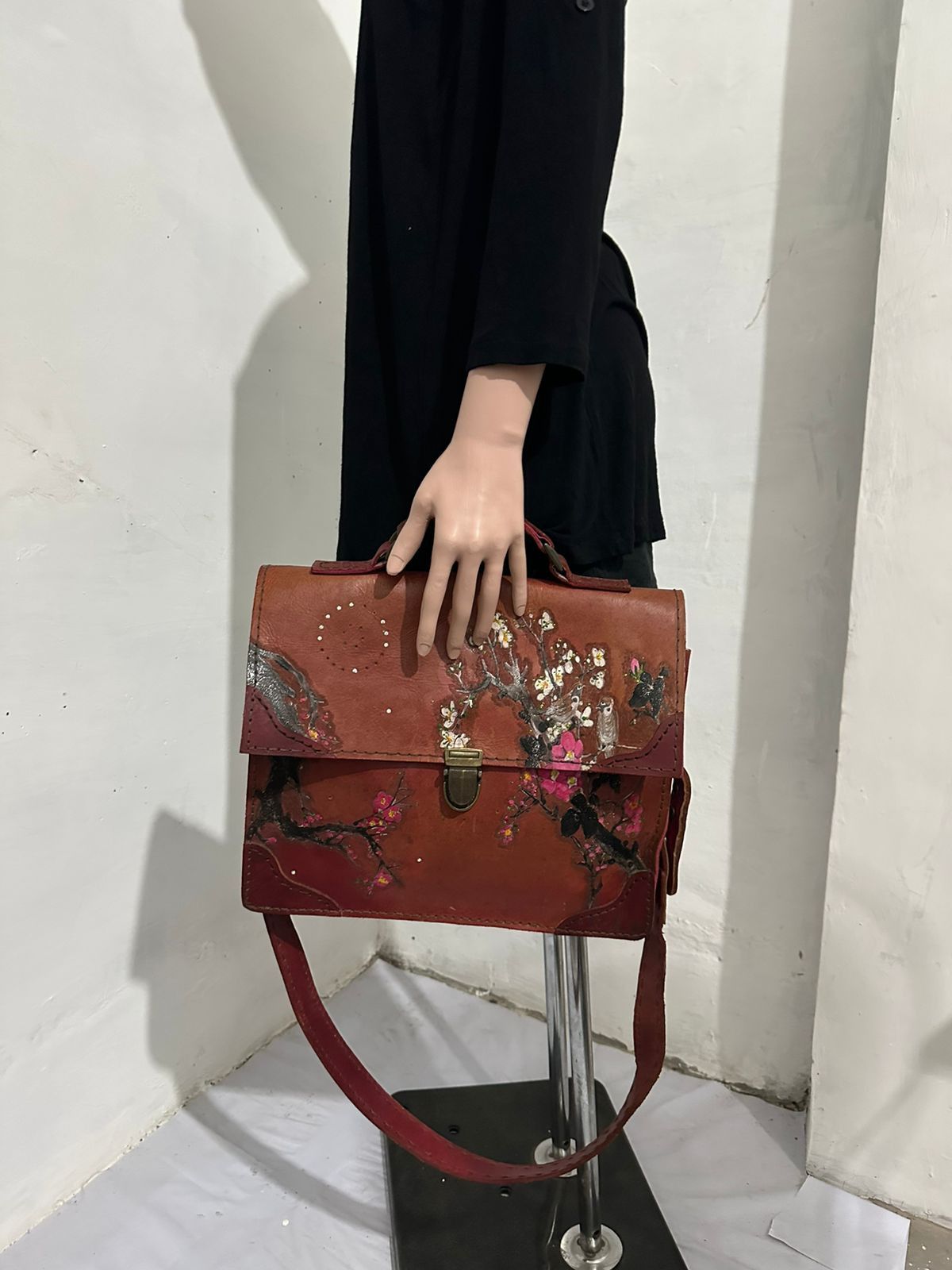 Beautiful Art Leather Bag