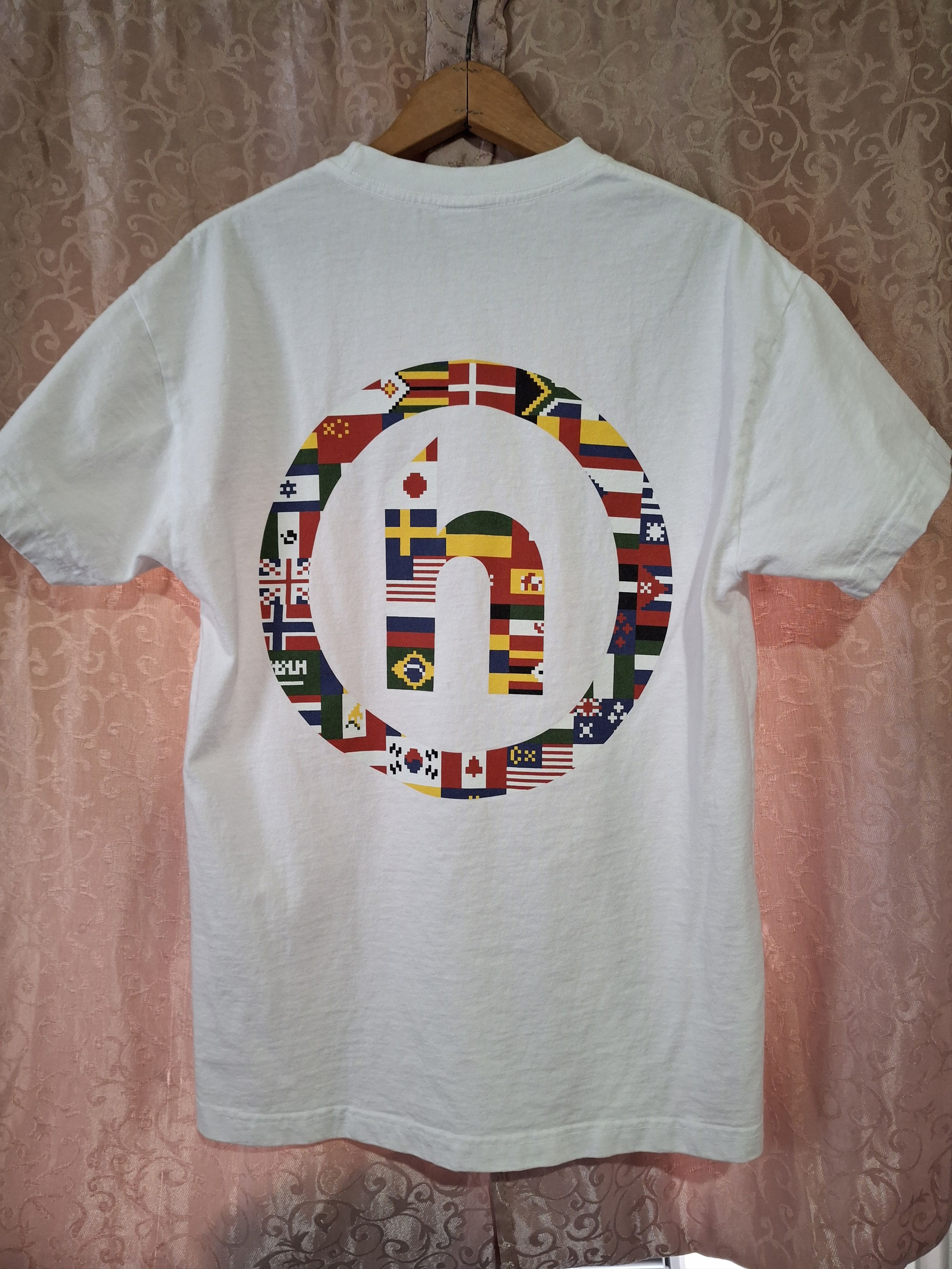 HIDDEN Pixelated Flag Tee Size US S / EU 44-46 / 1 - 3 Thumbnail