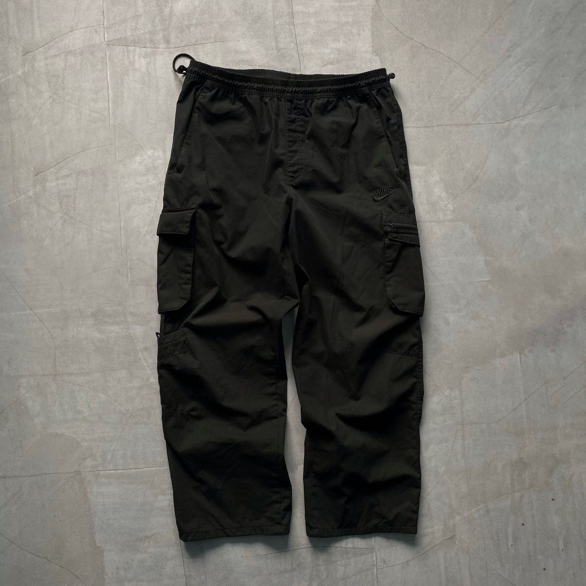 Japanese Brand × Nike × Vintage Y2K Nike Vintage Drill Black Cargo Parachute Pants Size US 31 - 1 Thumbnail