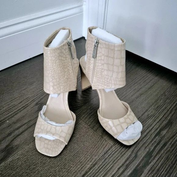 Vacation Charles by Charles David Gently Faux Leather Open-Toe Bootie Size US 8 / IT 38 - 8 Thumbnail