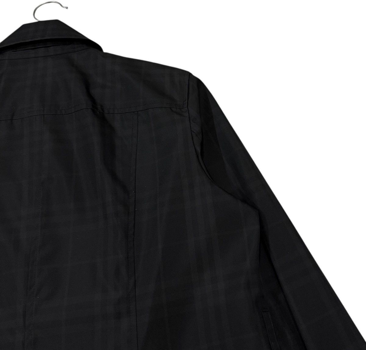 Burberry Vintage Burberry London Polyester Waterprof Novacheck Jacket Size L / US 10 / IT 46 - 12 Thumbnail