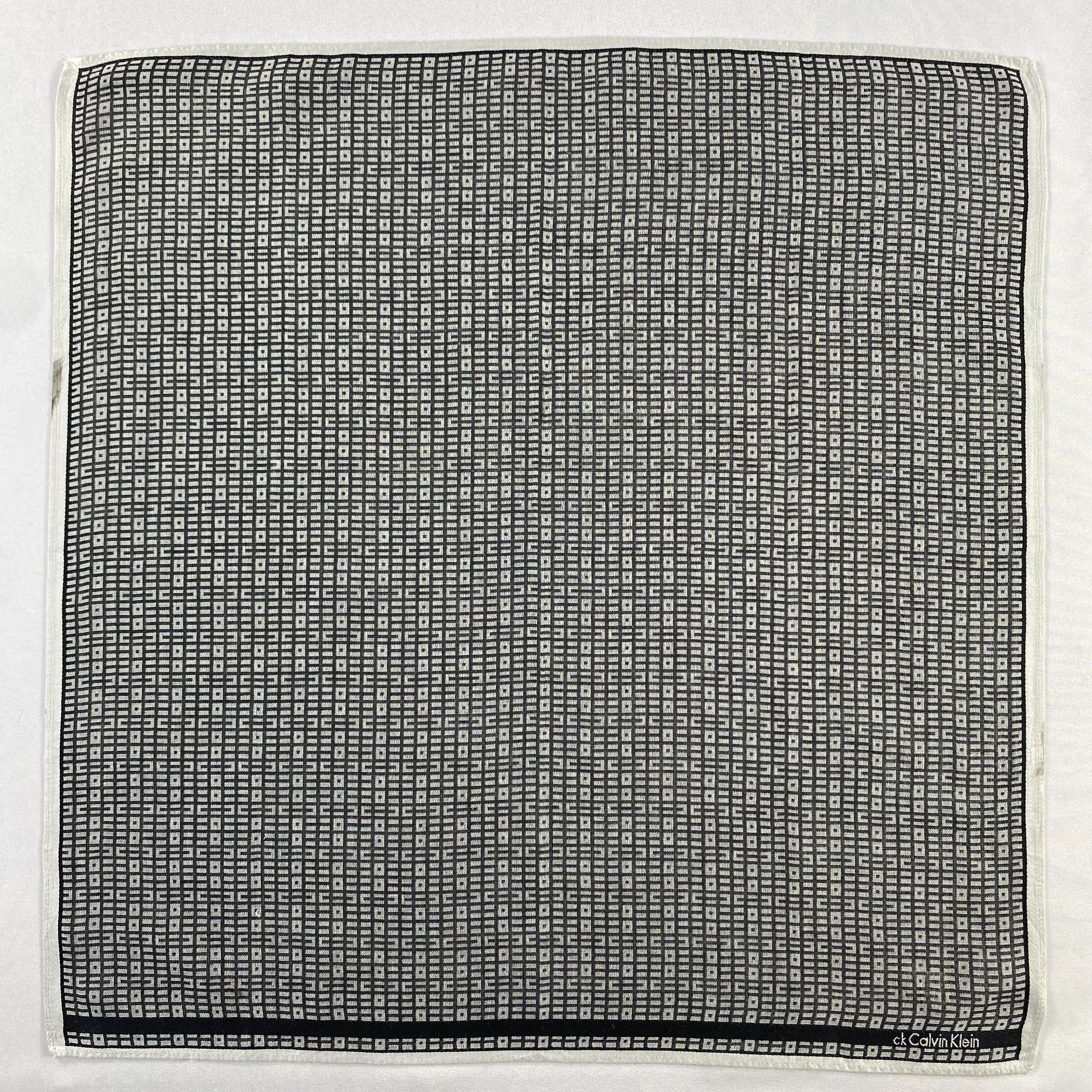 Calvin Klein × Vintage Calvin Klein Handkerchief / Neckerchief / Bandana-P1504 Size ONE SIZE - 1 Thumbnail