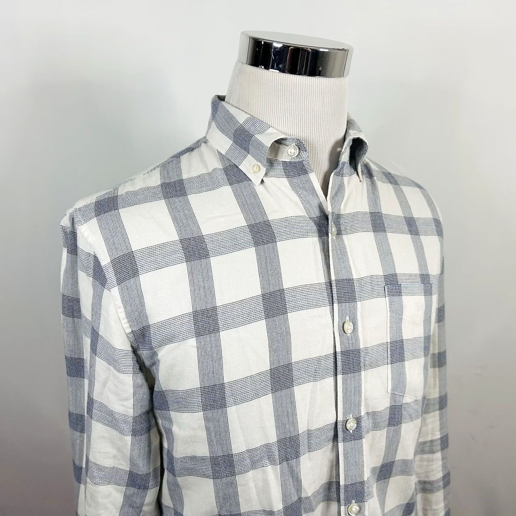 Bonobos Bonobos Small Standard Fit Flannel Shirt Blue White Plaid Cotton Button Down Shirt Men S Blue Plaid Button-Front Casual Regular Fit Size US S / EU 44-46 / 1 - 2 Thumbnail