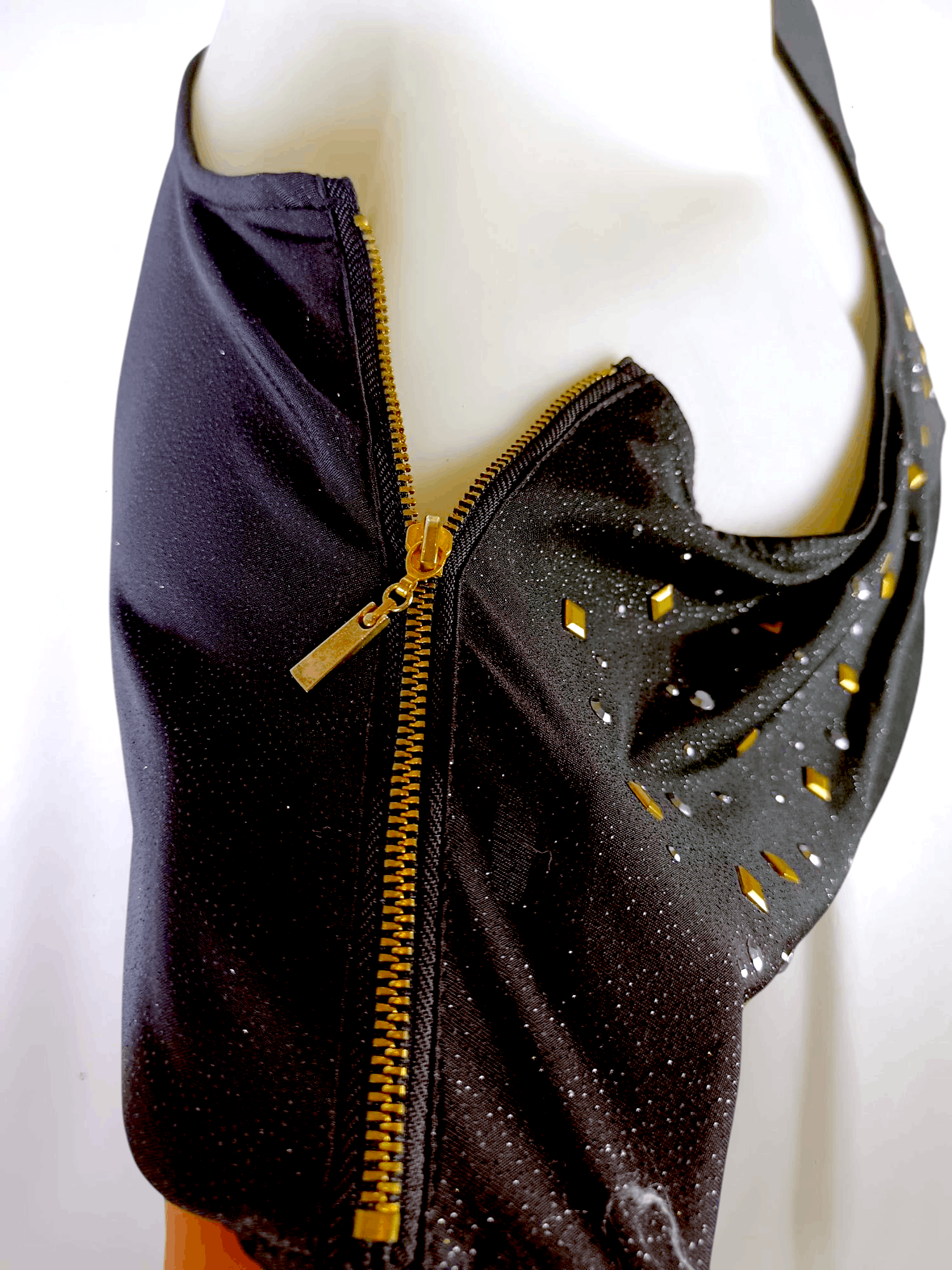 Japanese Brand PASTIME Women's Black Tsirt Rhinestones Zipp on Shoulder Size L / US 10 / IT 46 - 4 Thumbnail