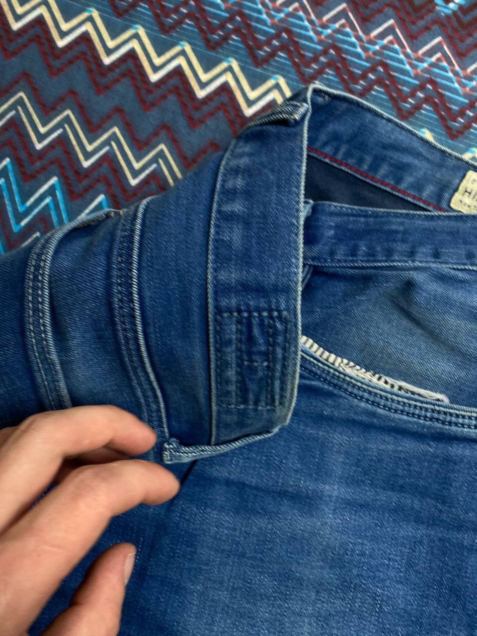 Tommy Hilfiger × Tommy Jeans × Vintage VINTAGE TOMMY HILFIGER BAGGY JEANS Size US 33 - 8 Thumbnail