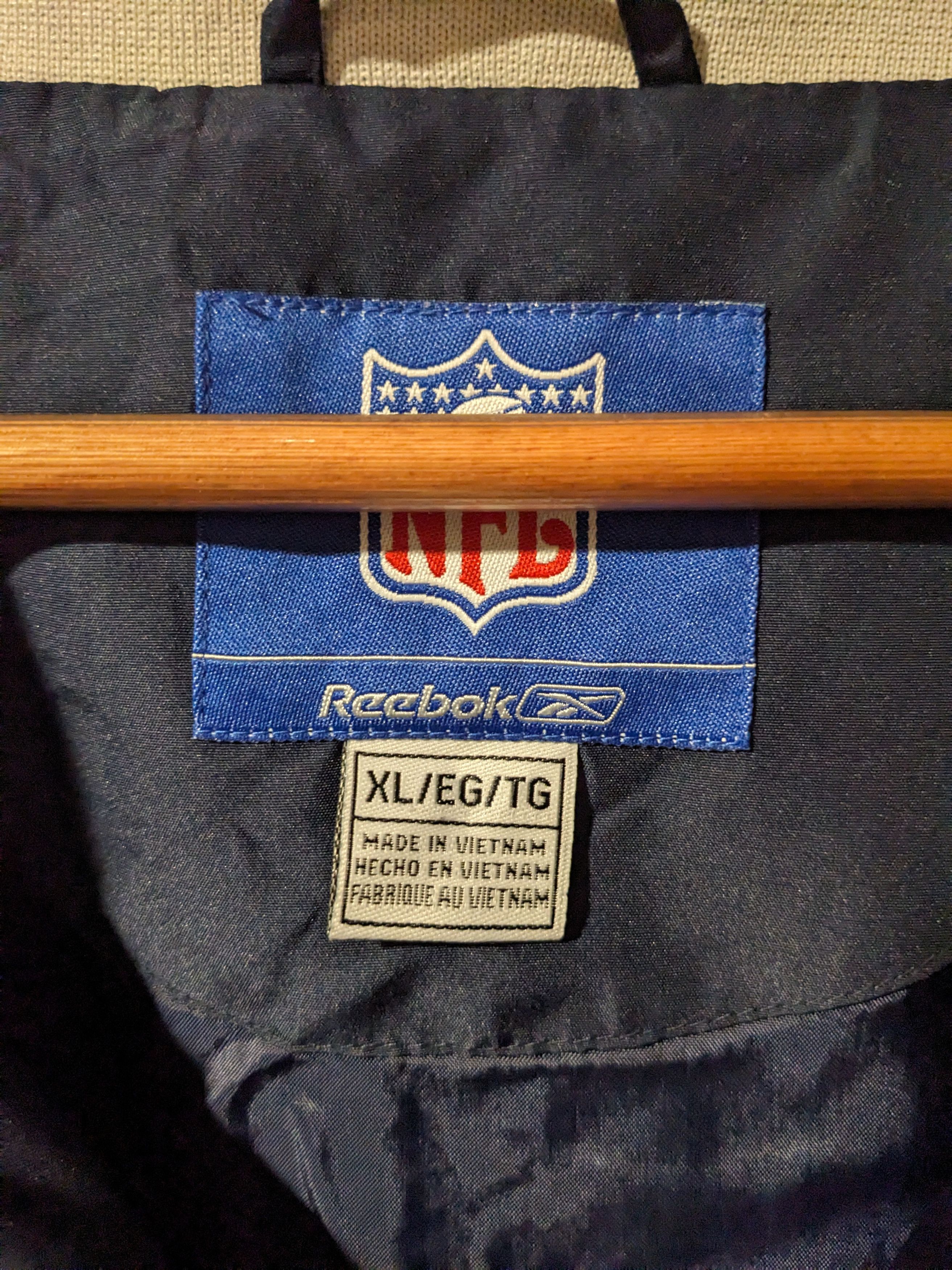 NFL × Vintage Vintage 2004 New England Patriots Super Bowl NFL Windbreaker Size US XL / EU 56 / 4 - 8 Thumbnail