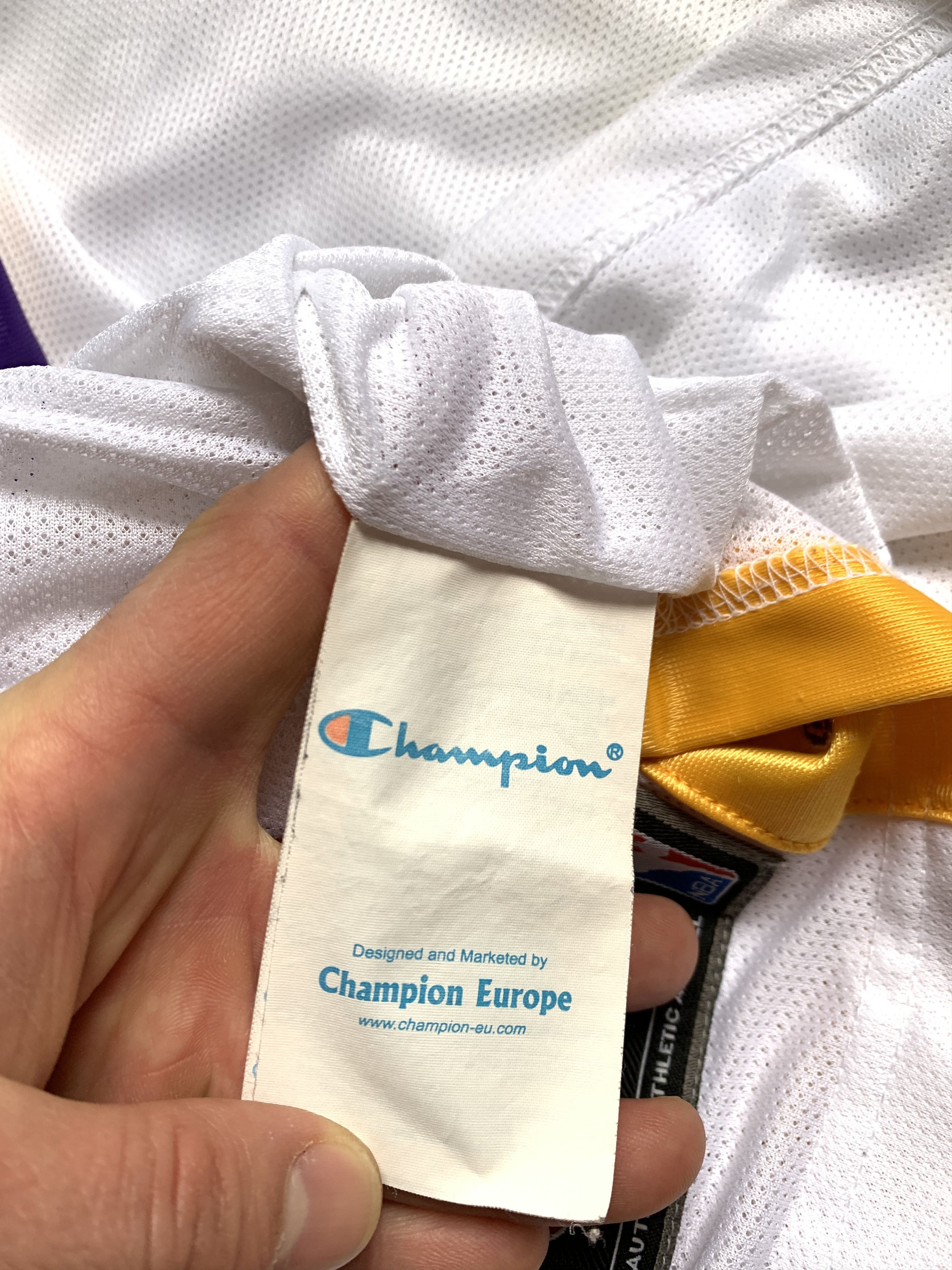 Champion × NBA × Vintage Vintage Champion Los Angeles Lakers Jersey Size US L / EU 52-54 / 3 - 8 Thumbnail