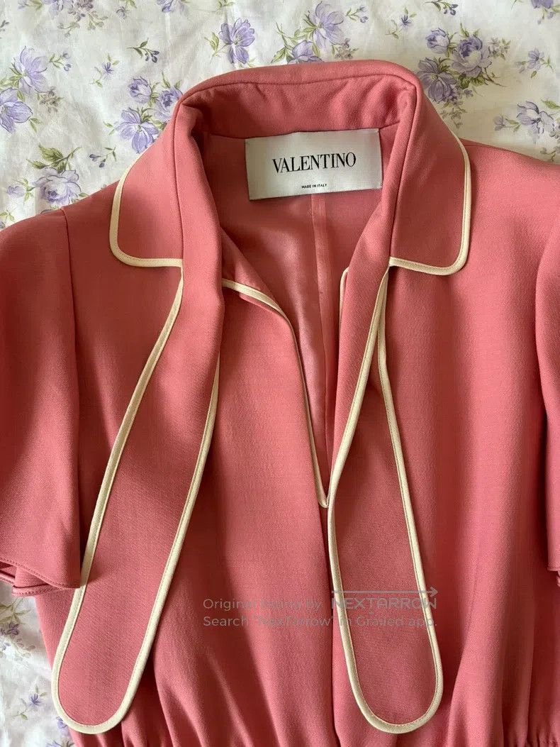 Valentino Valentino dress Size M / US 6-8 / IT 42-44 - 3 Thumbnail