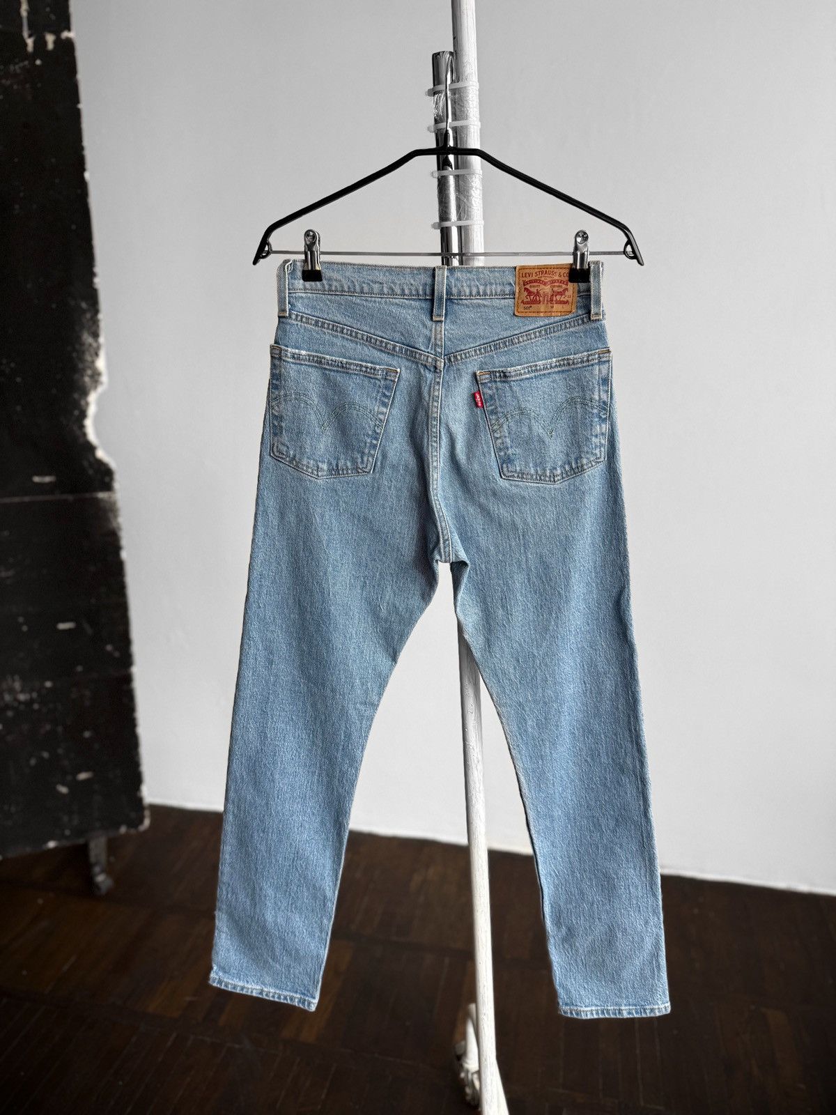 Levi's Levis 501 Womens Light High Waist Straight Leg Mom Jeans Size 28" / US 6 / IT 42 - 2 Thumbnail